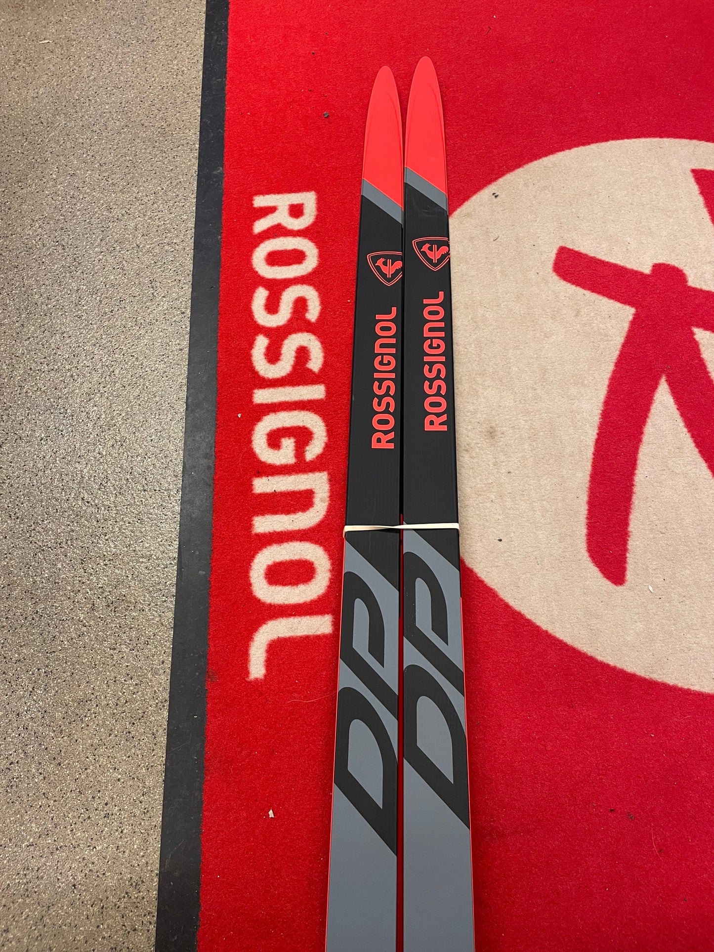 Rossignol X-ium Premium+ , Tasatyöntösuksi
